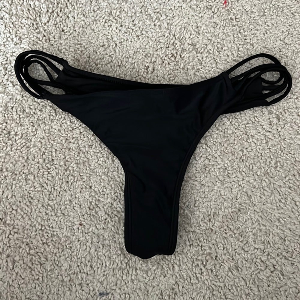 Boutinela Classic Strap bottoms, black, size L